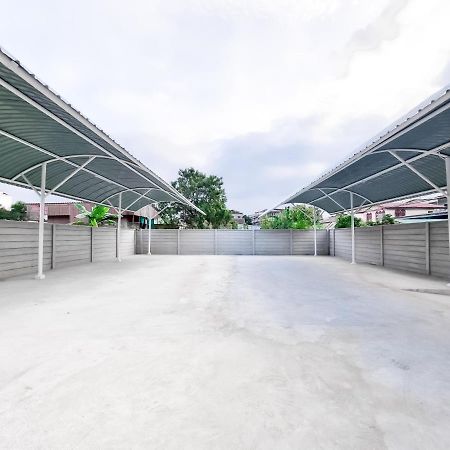 The Zai Apartment Ban Krathum Lom Exterior photo