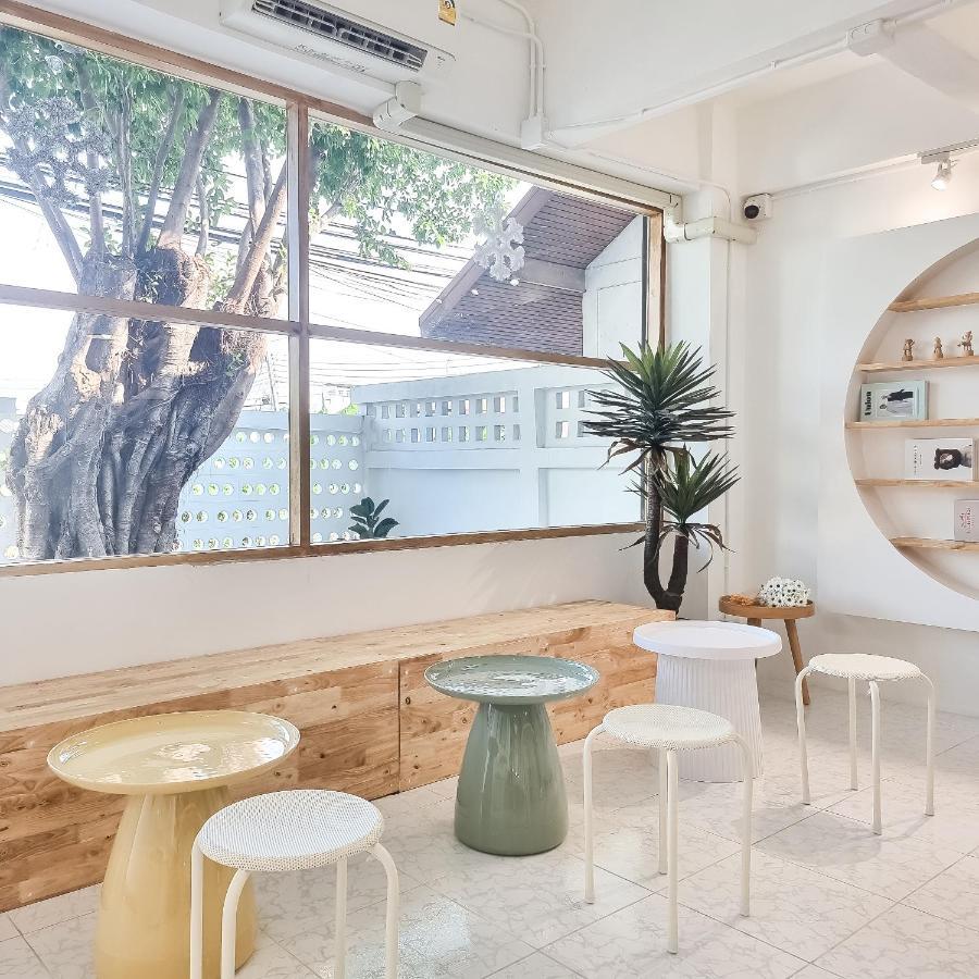 The Zai Apartment Ban Krathum Lom Exterior photo